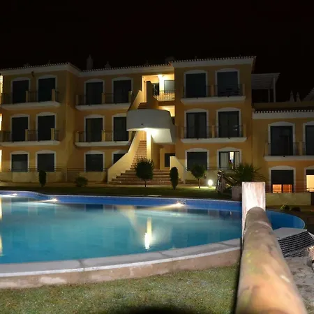 Garcas Park Apartment *